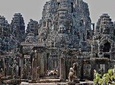 3-Days Private Tour Discovery Angkor Wat , Women Temple and Floating Village