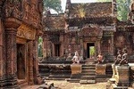 Banteay Srey & Kbal Spean by Jeep