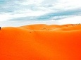 Thrilling Red Dune Desert Safari with 45 Minutes Dune Bashing and BBQ Dinner