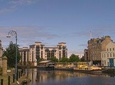 Private Walk: Sunny Leith