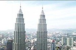 Kuala Lumpur 20 Attractions City Tour with Petronas Twin Tower Entrance