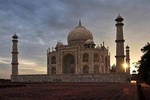 Sunrise tour of Taj Mahal from New Delhi
