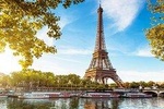 Paris Photoshoot with a Private Travel Photographer | Paris Photo Tours