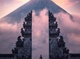 Best Of Instagram Tour - Sky Gate Of Heaven ( Lempuyang Temple )