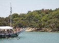 Búzios Full day: Boat and Trolley Tour with Lunch from Búzios