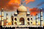 Taj Mahal Tour by Gatimaan Express Train