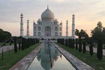 Agra :Tajmahal Skip -the- line- Entrance Ticket