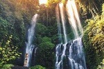 All Inclusive Tour: Sekumpul Waterfall Trekking, Handara Gate, Ulundanu Temple.