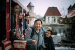 Private Photo Session with a Local Photographer in Incheon