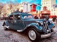 PARIS BY DAY 2H TOUR IN VINTAGE FRENCH CAR