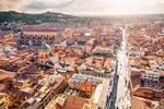 Private and Personalized Experience: See Bologna with a Local