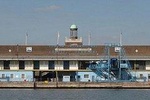 Private Departure Transfer: Tilbury Cruise Terminal to London Heathrow Airport