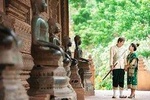 Private Photo Session with a Local Photographer in Vientiane