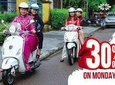 Motorbike Foodie Tour with Driver in Ao Dai