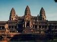2Days Tour From Sunrise Angkor Wat Complex & Floating Village Kompong Phluk