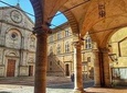 Grand Tour of Pienza, Montalcino, Montepulciano + wine and cheese tasting