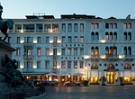 Stay at Londra Palace Hotel, Venezia, Italy