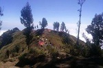 Sharing Package Mt.Rinjani 2days 1night senaru crater rim.6 people in one group