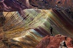 Palcoyo Mountain: Alternative Rainbow Mountain Tour