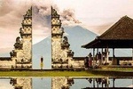 Private Tour Experience in Lempuyang Mount Side