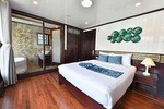 Ha Long Bay -Lan Ha Bay Luxury 4 Star Cruise with Jacuzzi Bathtub-2 Days 1 Night