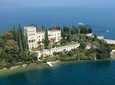 Private boat tour to Isola del Garda and surroundings.