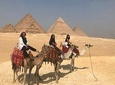 Sightseeing Day Tour to Pyramids, Egyptian Museum and Bazaar from Giza or Cairo