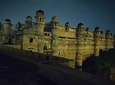 Gwalior tour with beautiful sites of historical monuments
