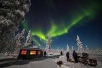 PRIVATE Tour search for the Northern Lights by Luxury car in Rovaniemi