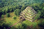Exploring Koh Ker, the most beautiful pyramid temple in Cambodia