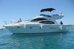 4-Hour Private 42' Azimut Yacht Tour w/ Food, Open Bar & Snorkeling