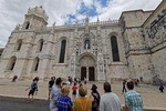 Hassle-Free transfer from Porto to Lisbon