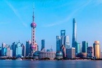 Shanghai Private Tour of Must-see Attractions including Oriental Pearl Tower, 