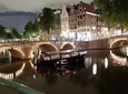 Amsterdam Small-Group Canal Cruise Plus Snacks and Drinks