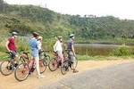 Adventure Cycling in Ella