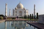 Taj mahal Agra local tour with car and Guide