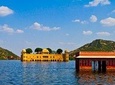 Experience Jaipur Full day Sightseeing with Transports & Tour Guide