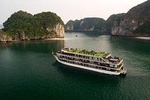 2-Day Doris Cruise with swimming pool visit Lan Ha Bay discovering and kayaking 