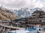 Stay at Alpin Panorama Hotel Hubertus, Sorafurcia, Italy