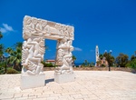 See Statue of Faith, Abrasha Park, Tel Aviv, Israel