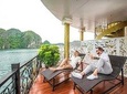 Luxury Modern Cruises Halong Bay Tour : Kayaking, Suprising Cave,Titop Island