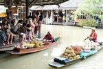 Private Tour : Pattaya Floating Market & City Landmarks with Lunch