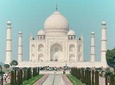 Day trip to Taj Mahal with body massage 