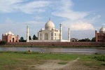 Hyderabad to Taj Mahal & Agra Fort Same Day Private Tour with Return Flights
