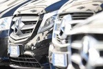 Private transfer from Amalfi or Ravello to Naples with Stop in Pompeii (2hours)