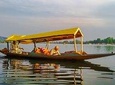 Laddakh The Dream Land with Valley of Kashmir & Taj (17 Days)