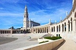 Day trip to Fatima, Batalha Monastery, Ericeira and Òbidos