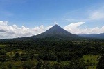Discovering the Arenal Volcano.