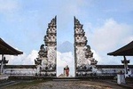 Gate of Heaven - East of Bali Tour