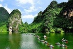 Hoa Lu - Trang An - Mua Cave 1 Day Trip (Luxury Tour)